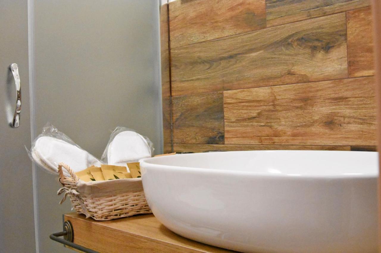 Favetto Family Ranch Bed & Breakfast Rueglio Bagian luar foto