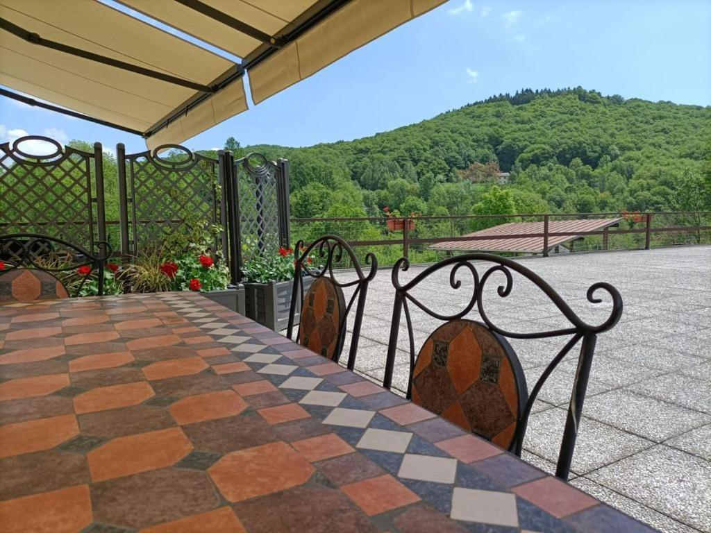 Favetto Family Ranch Bed & Breakfast Rueglio Bagian luar foto