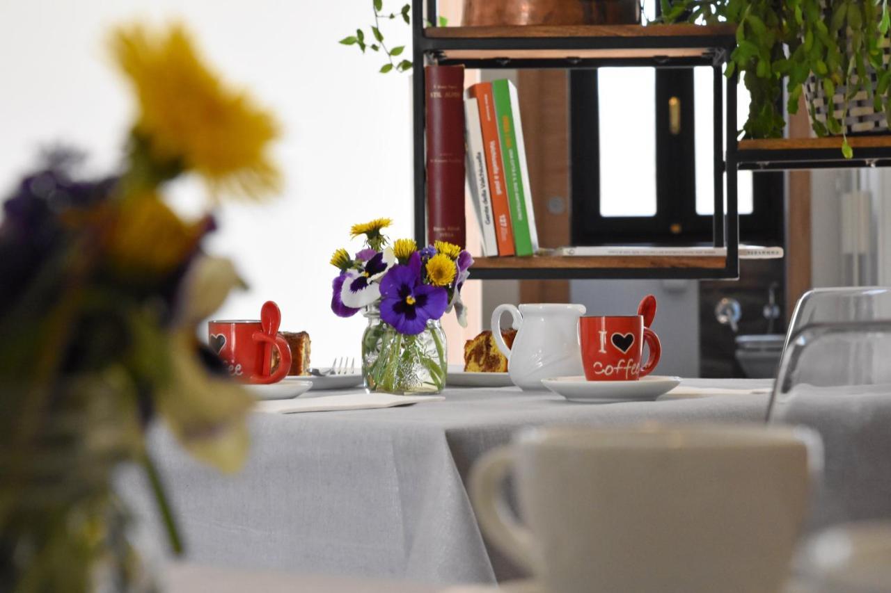 Favetto Family Ranch Bed & Breakfast Rueglio Bagian luar foto